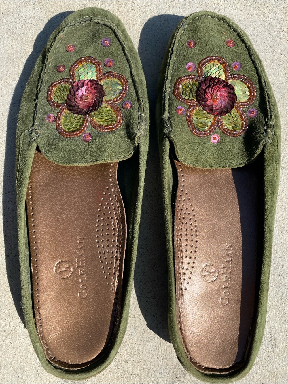 Cole Haan Olive Green Suede Floral Sequin Beaded Loafers Womens 7 B, Good Cond.